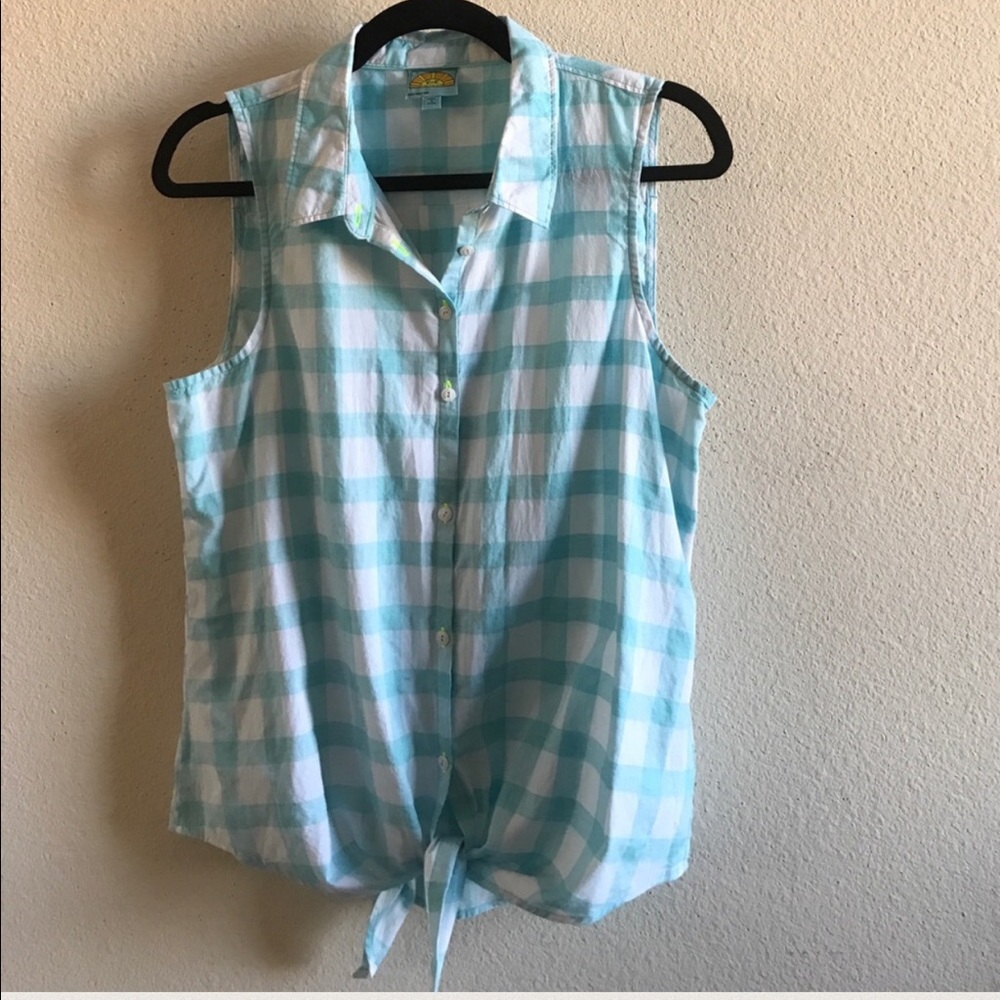 C &C California Window Pane Tie Front